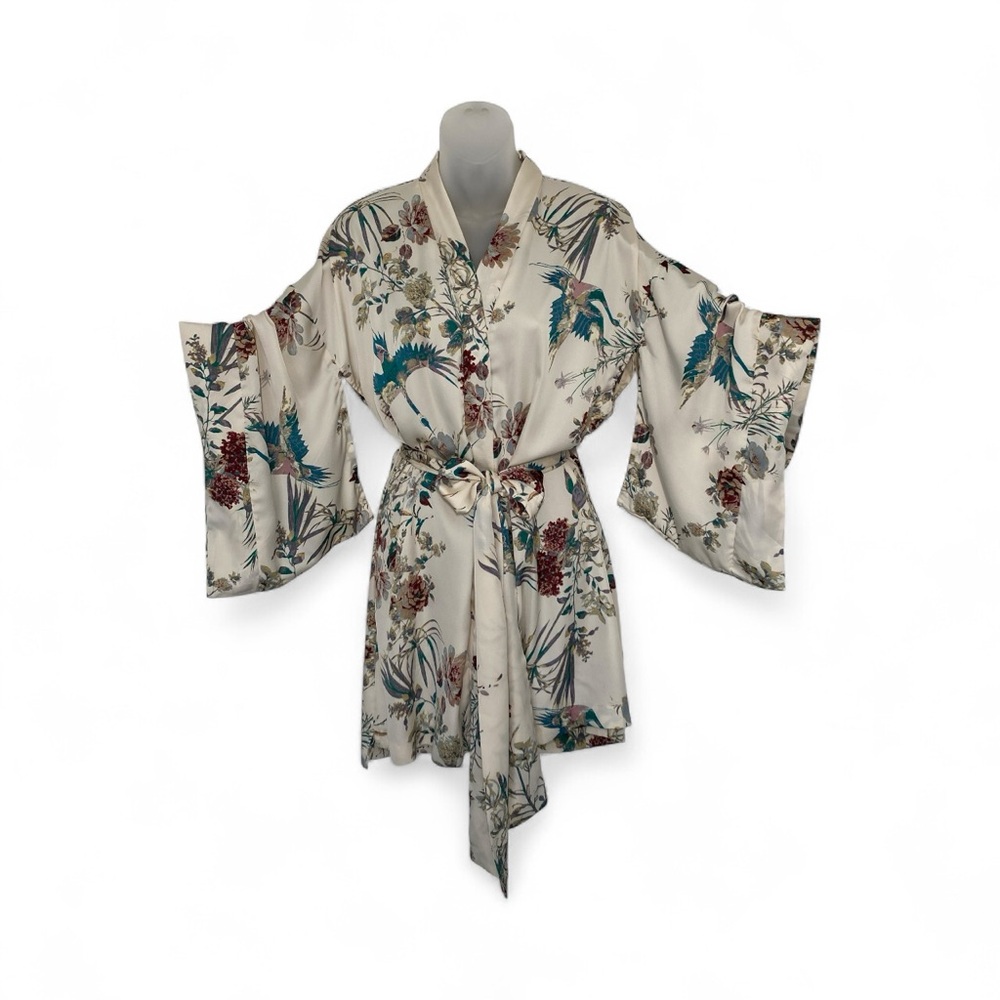 Dress Forum Multicolor Floral Kimono